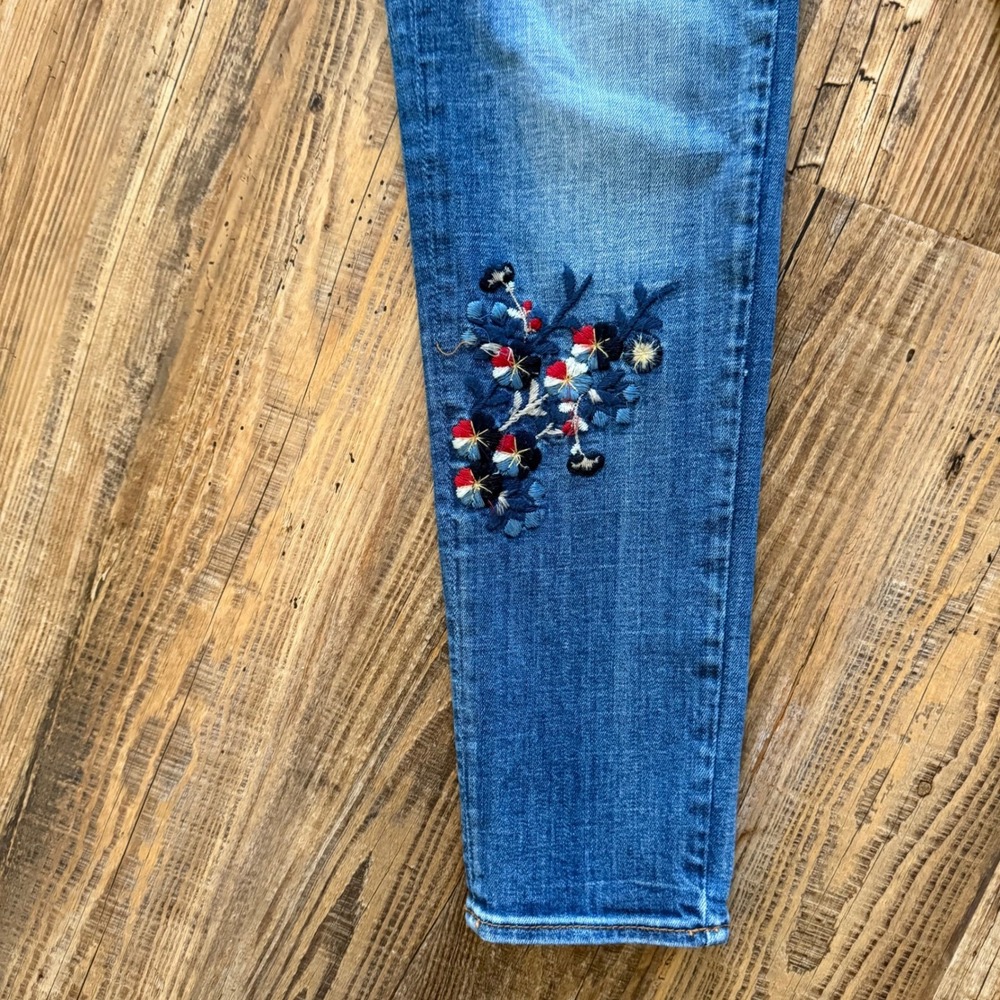 Driftwood Skinny Jeans‎ Womens 26 Blue Excellent Beau Floral Embroidered - Picture 4 of 9